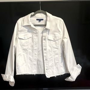 Apt 9 White Denim Jacket M NWT